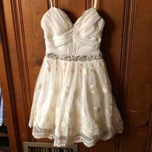 HOMECOMING/GRADUATION DRESS!